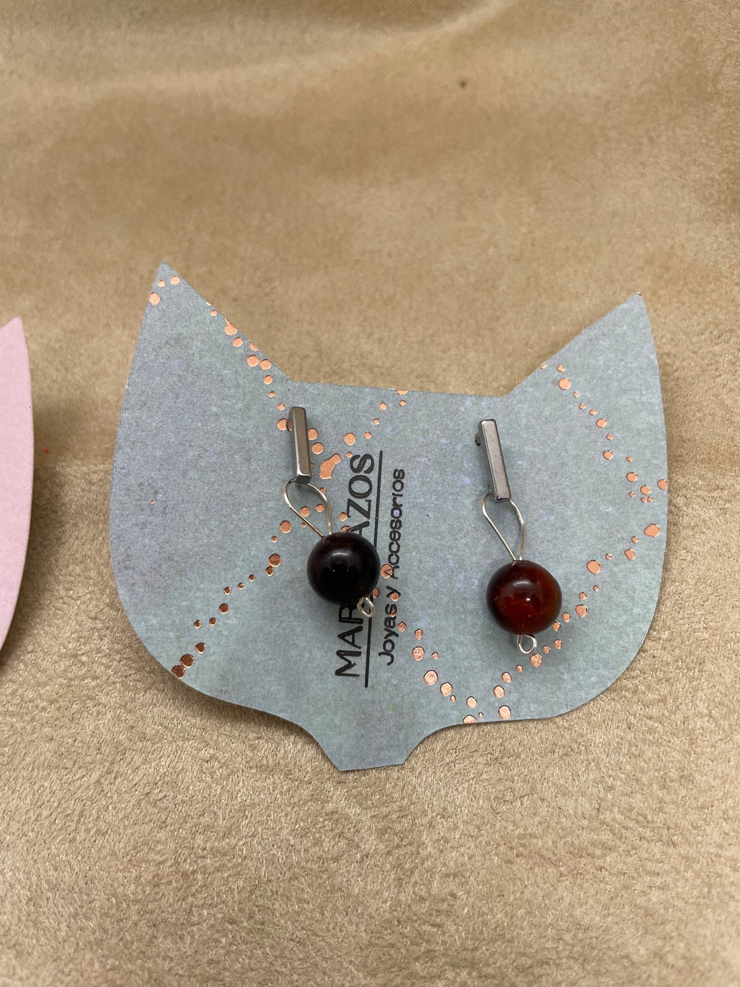 Aretes piedra natural